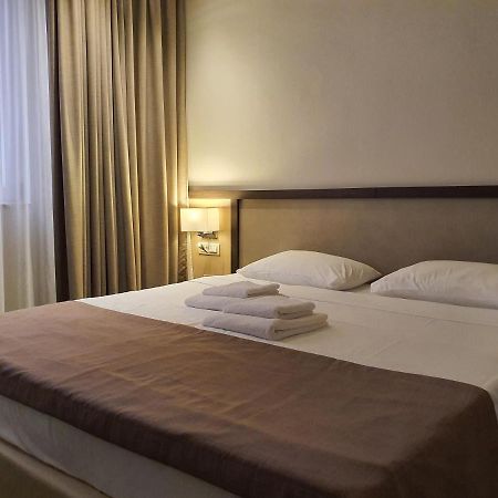 Hotel Bono بودفا المظهر الخارجي الصورة